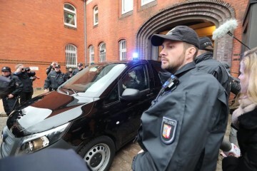 Puigdemont sale de declarar en Alemania