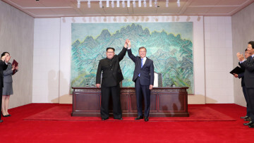Corea firma la Paz