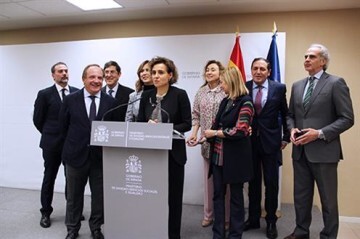 Dolors Montserrat Ministra de Sanidad
