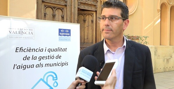 La jornada de ayer, centrada en la gestión del agua en los municipios, contó con la asistencia de más de 64 municipios valencianos.
