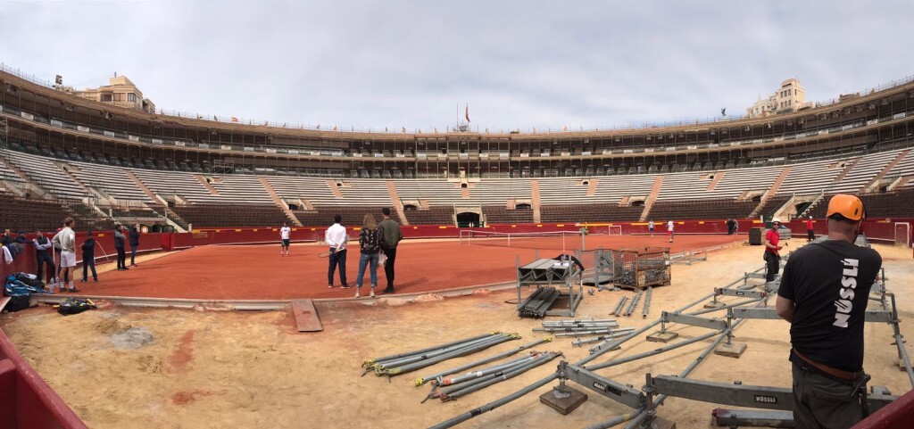 València arropa al equipo español de tenis en las horas previas a la Copa Davis (1)