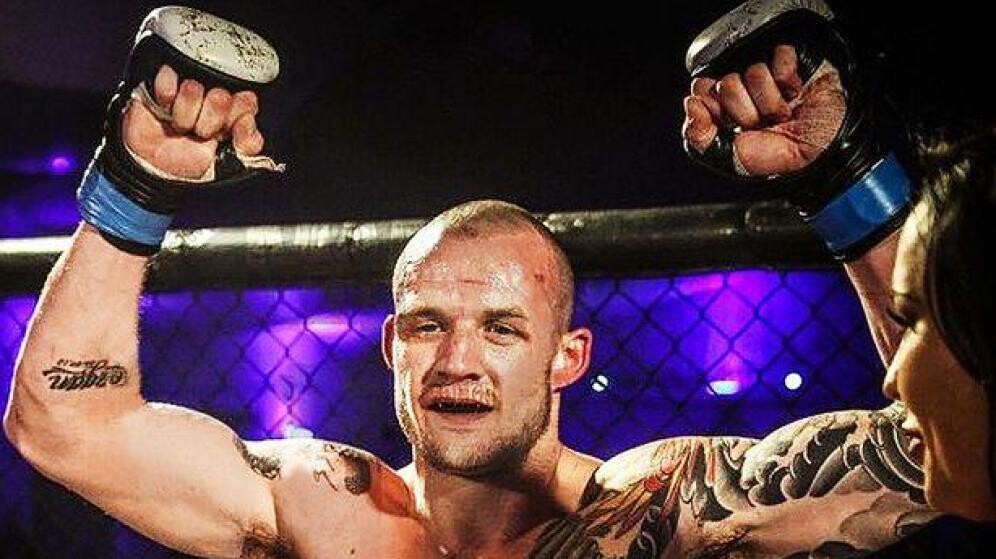joshua-herdman-de-harry-potter-a-violento-luchador-de-mma