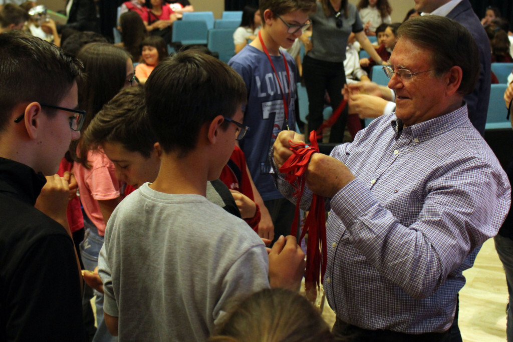 José Miguel Martino en la entrega de medallas