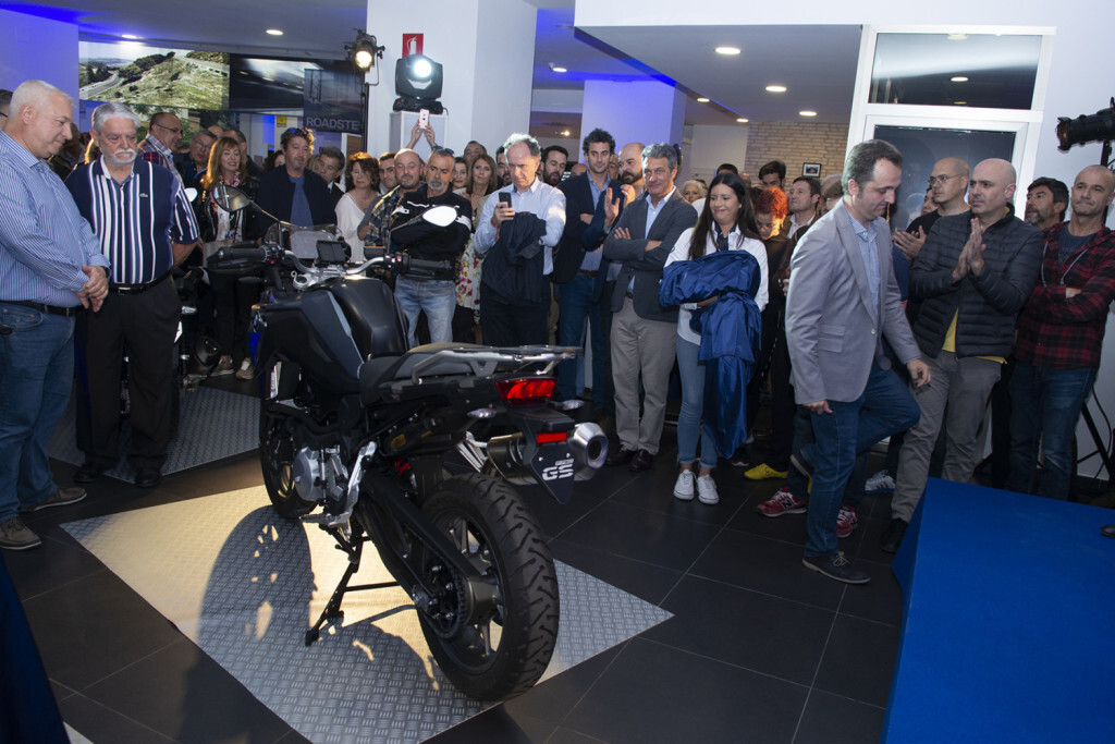 representante BMW Motorrad España destapa nuevo modelo