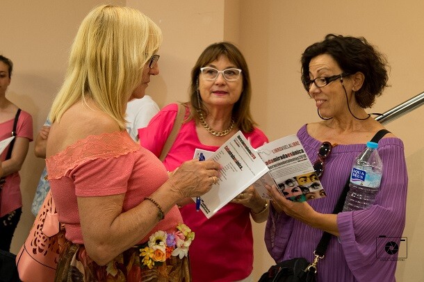 Asistentes al encuentro literario. (Foto- Vania Albertini).