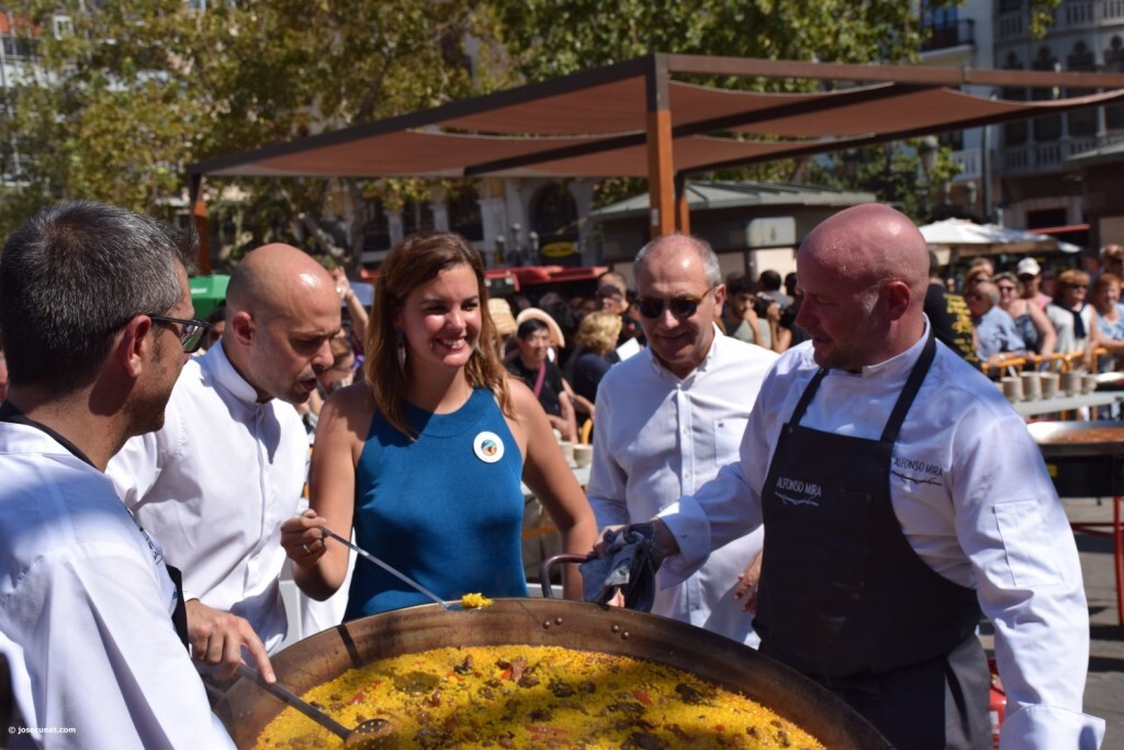Valencia muestra la riqueza de su plato más tradicional la paella en su World Paella Day 20180920_114141 (239)