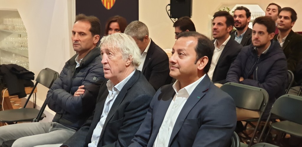 Vicente Gandía presenta el vino del Centenario del Valencia C.F. 20181120_120525 (73)