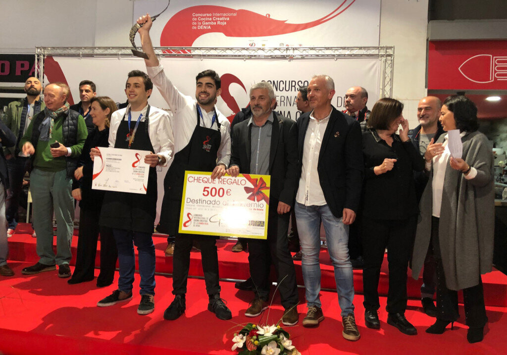 El chef Alejandro Serrano, del Restaurante Alejandro, ganador de la 8ª edición del Concurso Creativo de la Gamba Roja de Dénia (7)