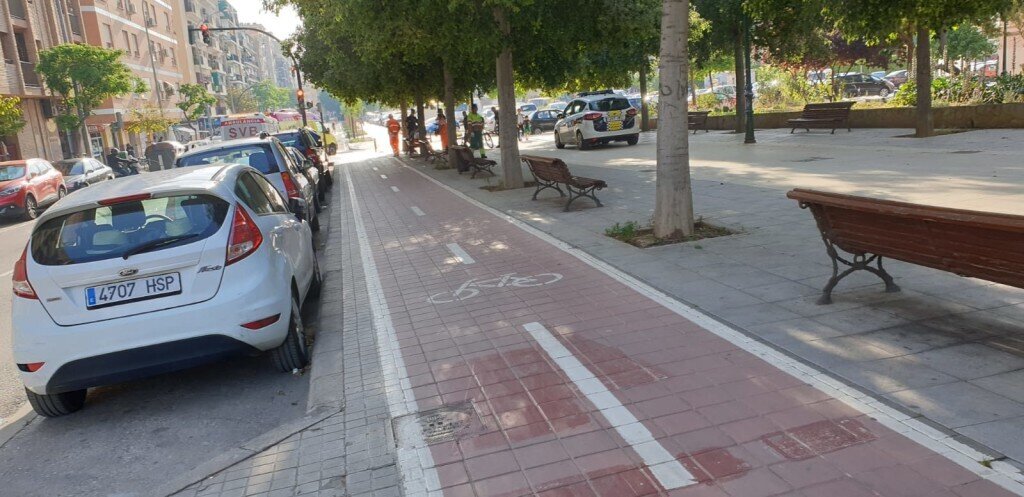 Atropello de una viandante por un ciclista en Valencia (1)