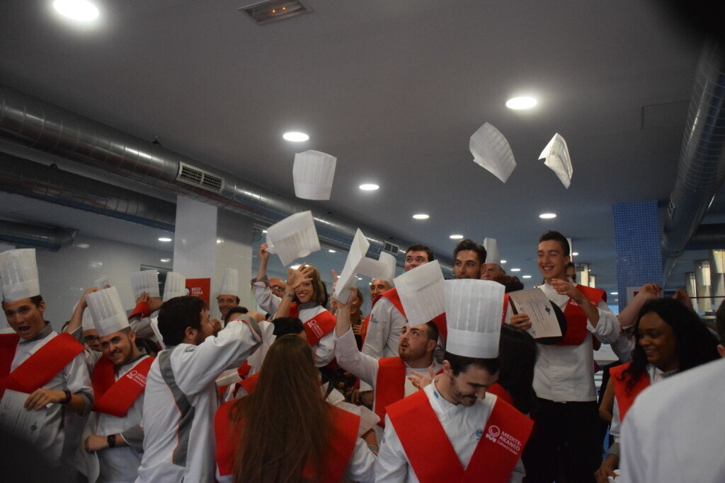 Mediterráneo Culinary Center celebra la imposición de medalla de honor WGI y la entrega de diplomas MCC (120)