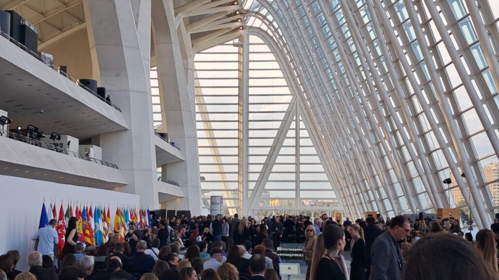 Aniversario de la DANA en Valencia: gritos de “asesino” a Mazón durante el funeral de Estado 5 2f2c5e10 57bb 4ec9 916f ade73c5842a0