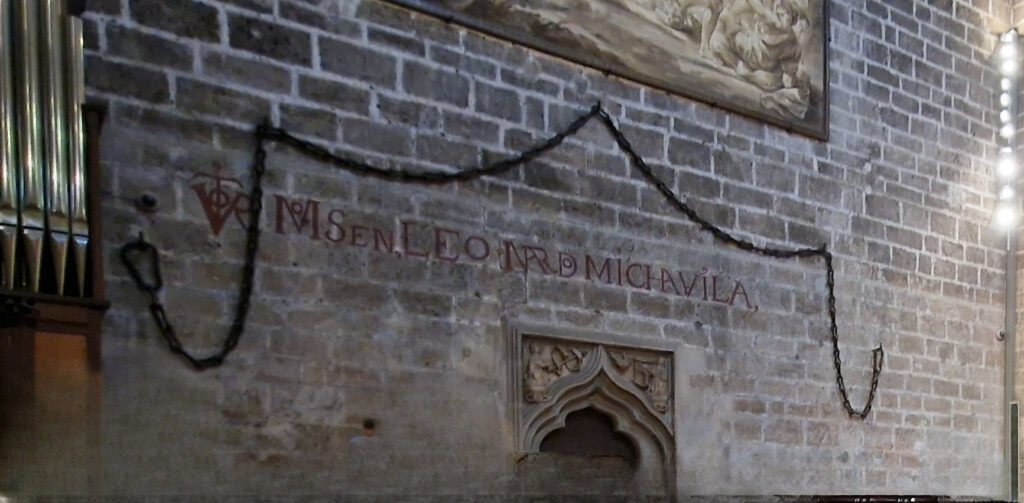 La cadena de Marsella en la Catedral de Valencia La cadena de Marsella y la flecha que llego a Valencia la noche en que Alfons el Magnanim tomo el puerto 1