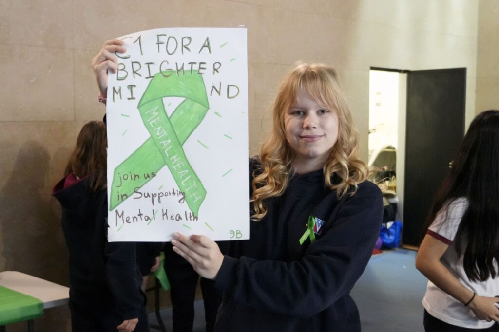 Alumnos de Valencia trabajan la empatía y la conciencia social durante la Semana de la Salud Mental 4 Alumnos de BSV duranta la Semana de la Salud Mental 4 Mediana