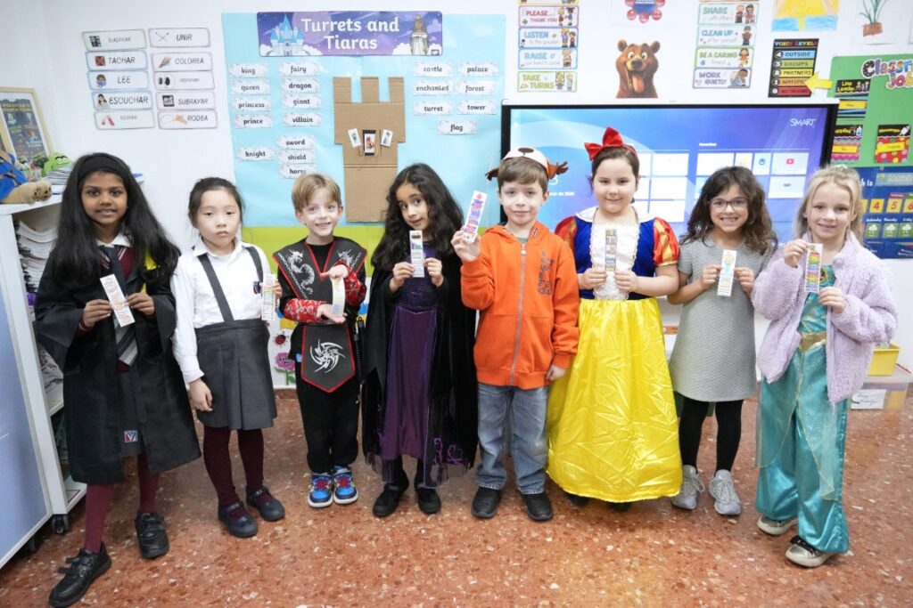 La lectura gana espacio frente a las pantallas en la celebración del World Book Day en Valencia 4 BSV World Book Day1 Mediana