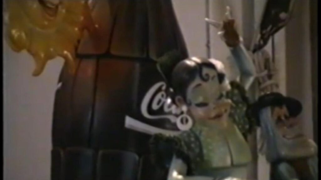 La falla valenciana que viajó a Estados Unidos y nunca se quemó 4 La falla valenciana que viajo a Estados Unidos y nunca se quemo 3