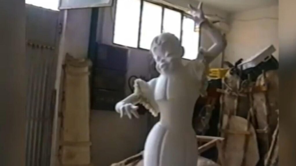 La falla valenciana que viajó a Estados Unidos y nunca se quemó 7 La falla valenciana que viajo a Estados Unidos y nunca se quemo 6