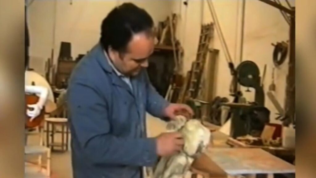 La falla valenciana que viajó a Estados Unidos y nunca se quemó 8 La falla valenciana que viajo a Estados Unidos y nunca se quemo 7