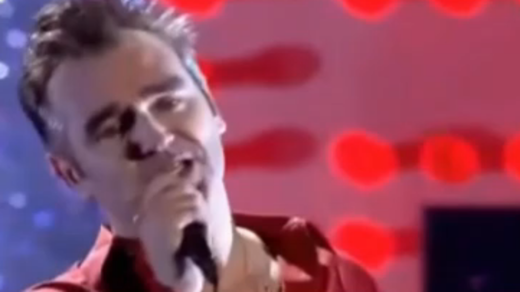 Morrissey planta Valencia a última hora: cancela su debut en la ciudad por el ruido fallero y se activa el reembolso automático 1 morrissey 1