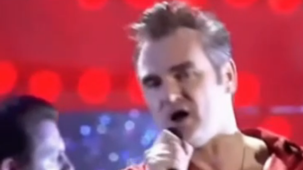 Morrissey planta Valencia a última hora: cancela su debut en la ciudad por el ruido fallero y se activa el reembolso automático 2 morrissey 2