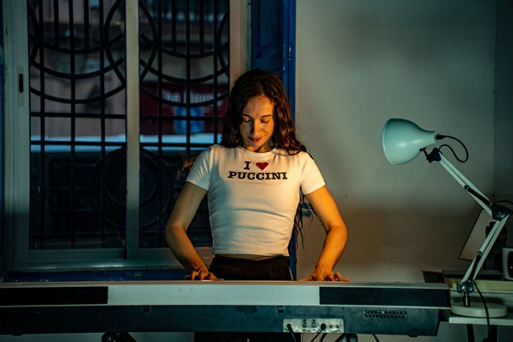 Alcoy salva su Mostra de Teatre: 19 propuestas de vanguardia tomarán la ciudad en junio 8 Alcoi salva su Mostra de Teatre 6 Mediana