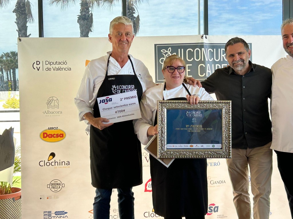 Casa Navarro de Almenara conquista La Marina y gana el II Concurso Nacional de Calderos de Arroz 4 Mediana
