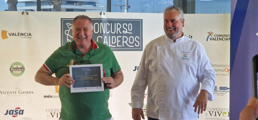 Casa Navarro de Almenara conquista La Marina y gana el II Concurso Nacional de Calderos de Arroz 49 Mediana
