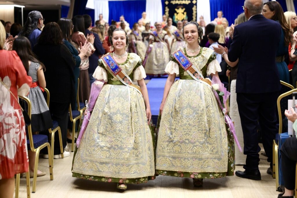 La Roqueta Arrancapins y la Federacion de fallas Centro celebran su exaltacion 12 Mediana