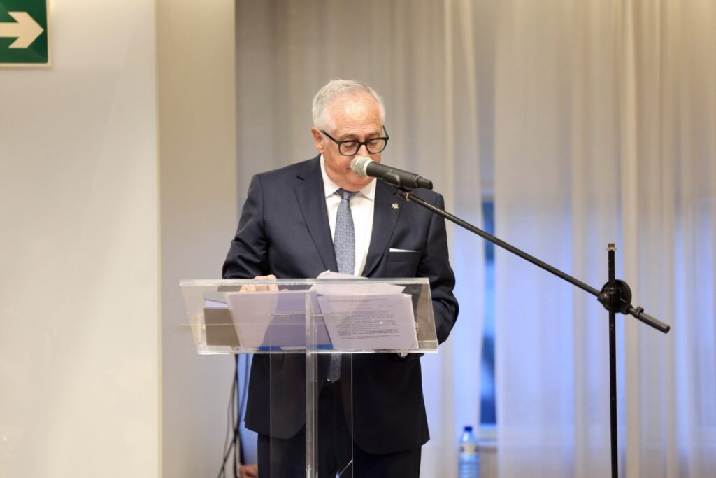 La Roqueta Arrancapins y la Federacion de fallas Centro celebran su exaltacion 36 Mediana