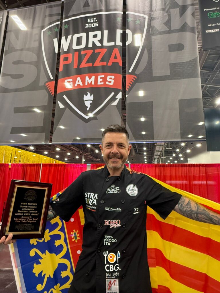 Un valenciano hace historia en Las Vegas asi conquisto Francis Tolu las Olimpiadas de la pizza en Estados Unidos 2