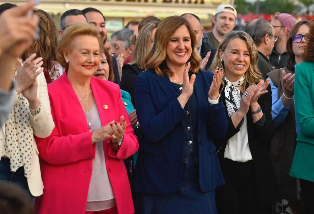 Valencia inaugura su 32a Feria Andaluza un puente de union entre dos culturas 8 1