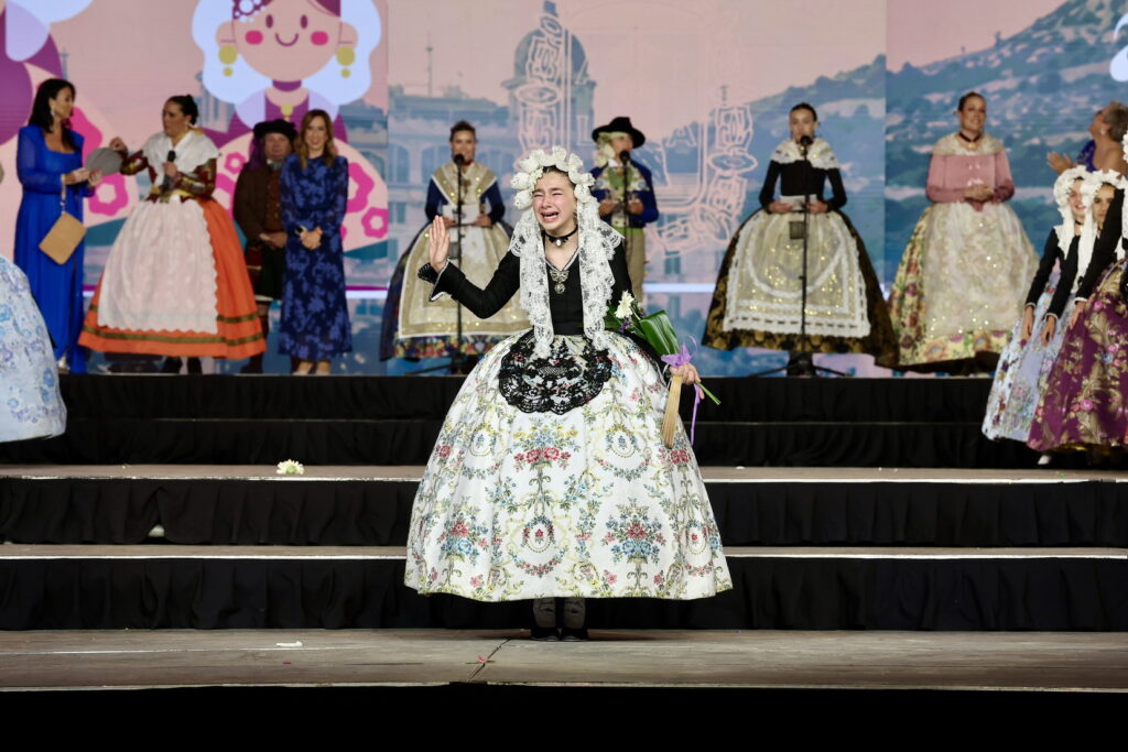 Leire Arellano Ruiz elegida Bellea del Foc Infantil dAlacant 2026 5 1