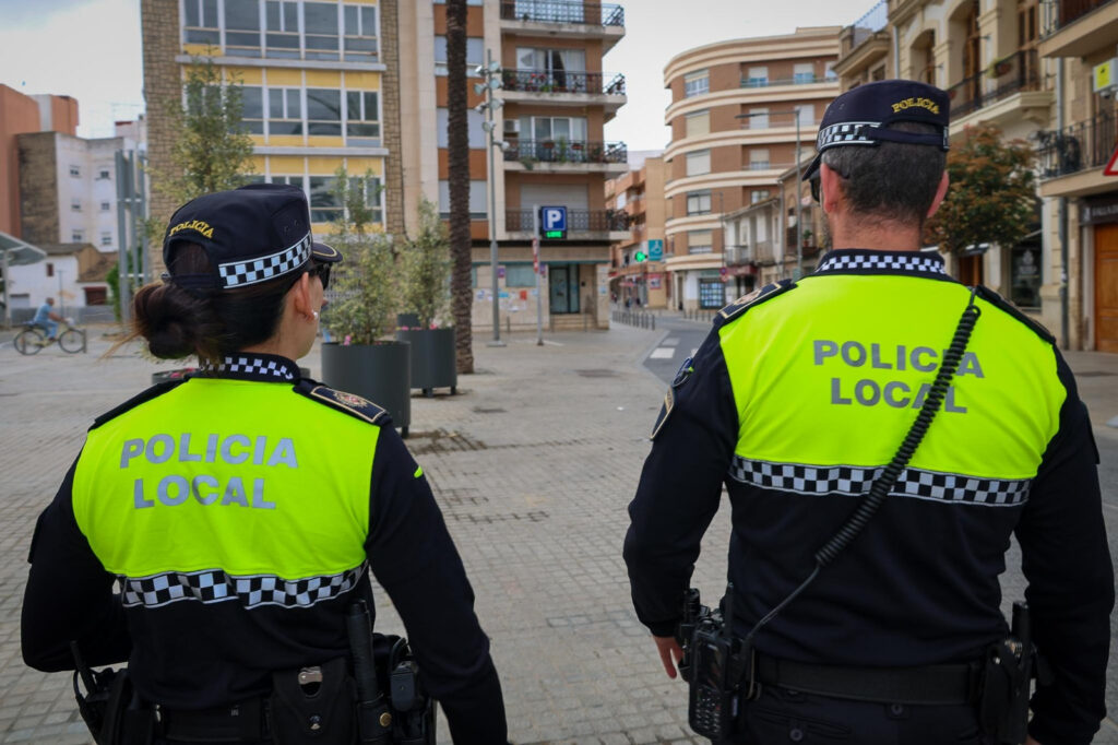 Torrent reduce la criminalidad un 3,2% mientras la media nacional sube un 1% 3 policia local de torrent 2