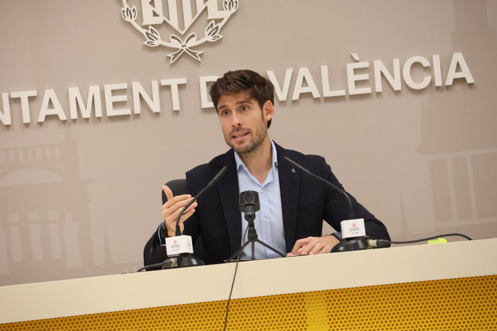 Valencia destina 275.000 euros a apoyar la programación de 16 teatros privados de la ciudad 3 CABALLERO 2