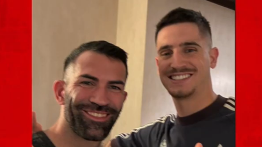 Fernando García, el peluquero valenciano talismán de la selección española que acompañó a los campeones del mundo 3 Fernando Garcia el peluquero talisman de la seleccion espanola que acompano a los campeones del mundo 4