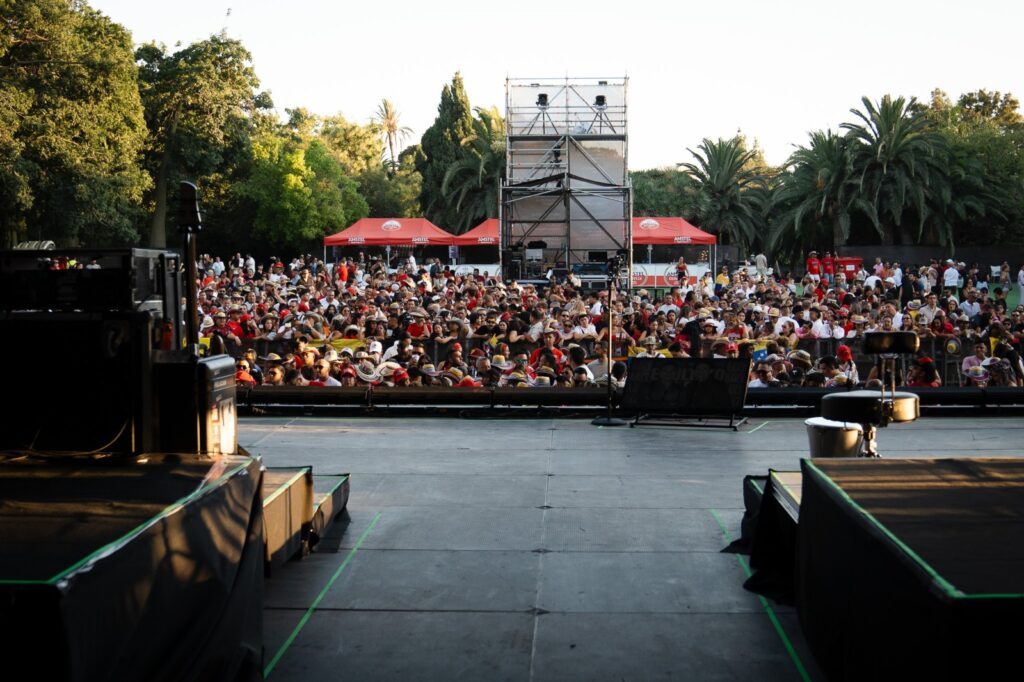 Los Conciertos de Viveros cierran su edición de 2026 con dos llenos absolutos y una programación de primer nivel 5 Los Conciertos de Viveros cierran su edicion de 2026 con dos llenos absolutos y una programacion de primer nivel 3