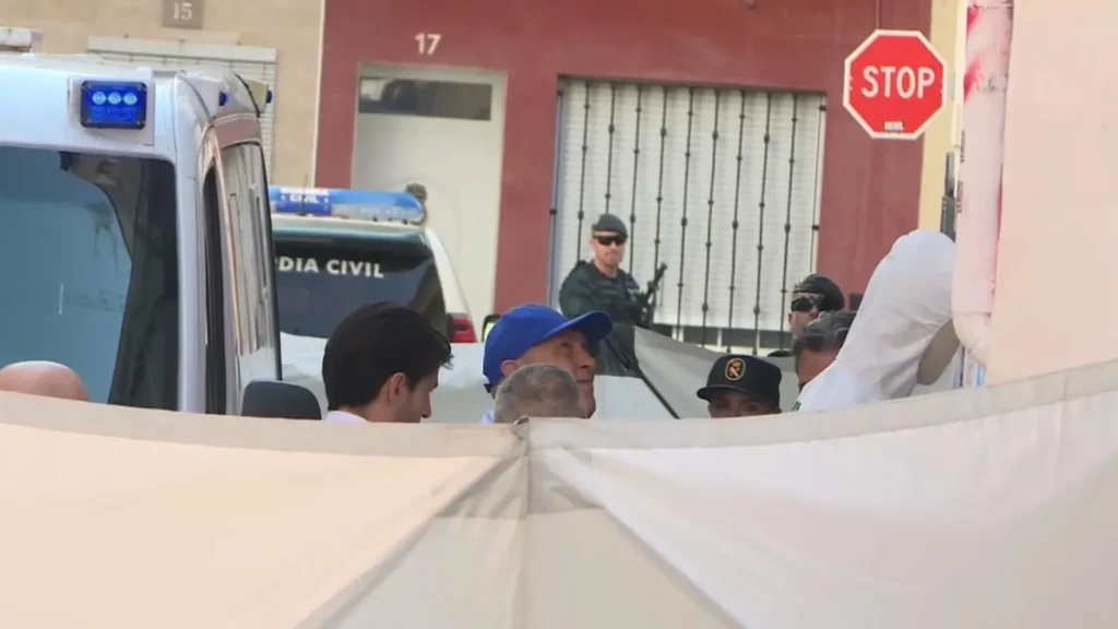 Reconstruyen el crimen de Álex en Sueca con la presencia del investigado para comprobar su versión 3 Reconstruyen el crimen de Alex en Sueca con la presencia del investigado para comprobar su version 2