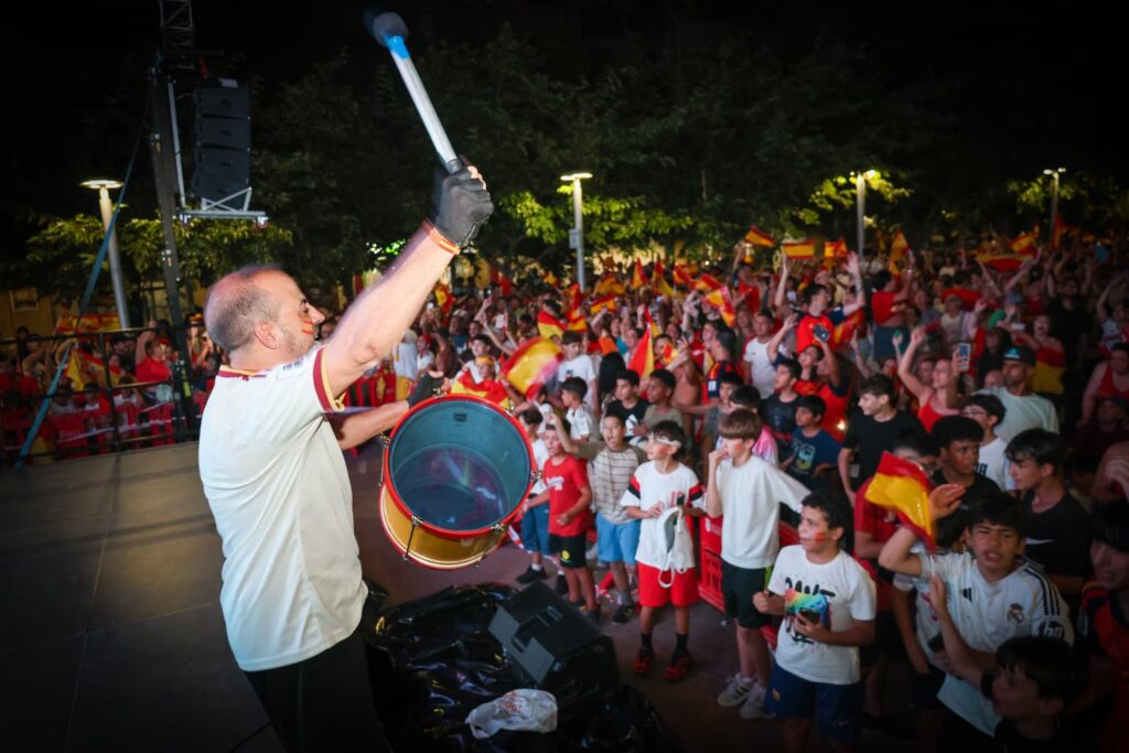 17 Torrent celebra por todo lo alto el segundo Mundial de Espana 13