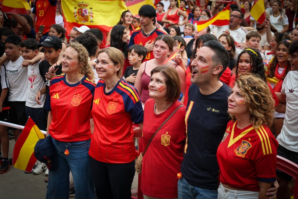 4 Torrent celebra por todo lo alto el segundo Mundial de Espana 26