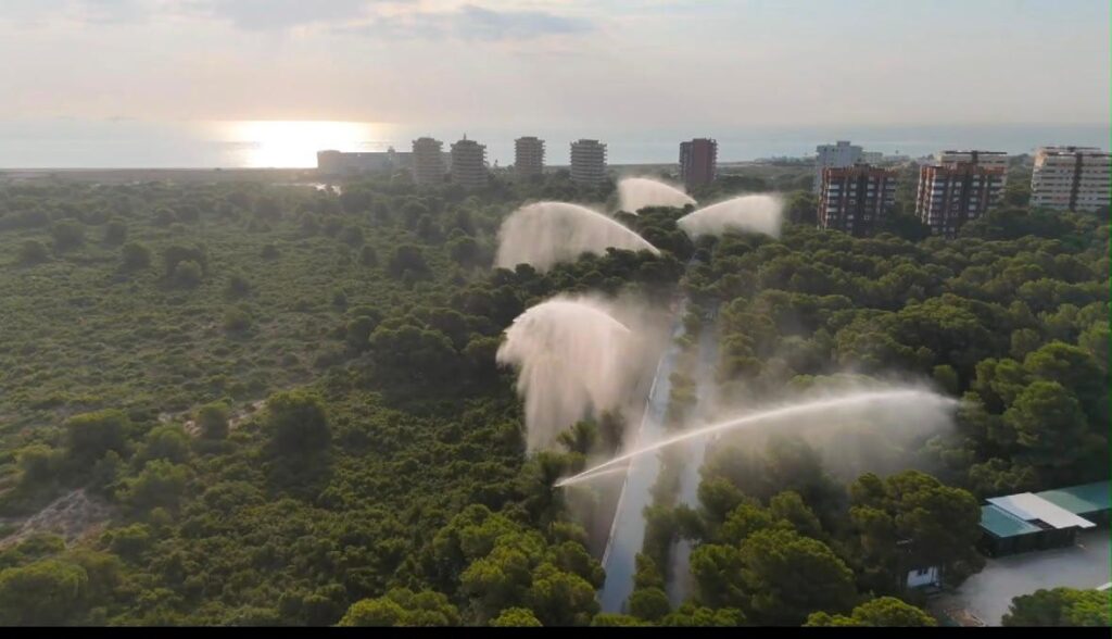 Valencia activa canones de agua refugios climaticos y suspende actividades por la ola de calor 2