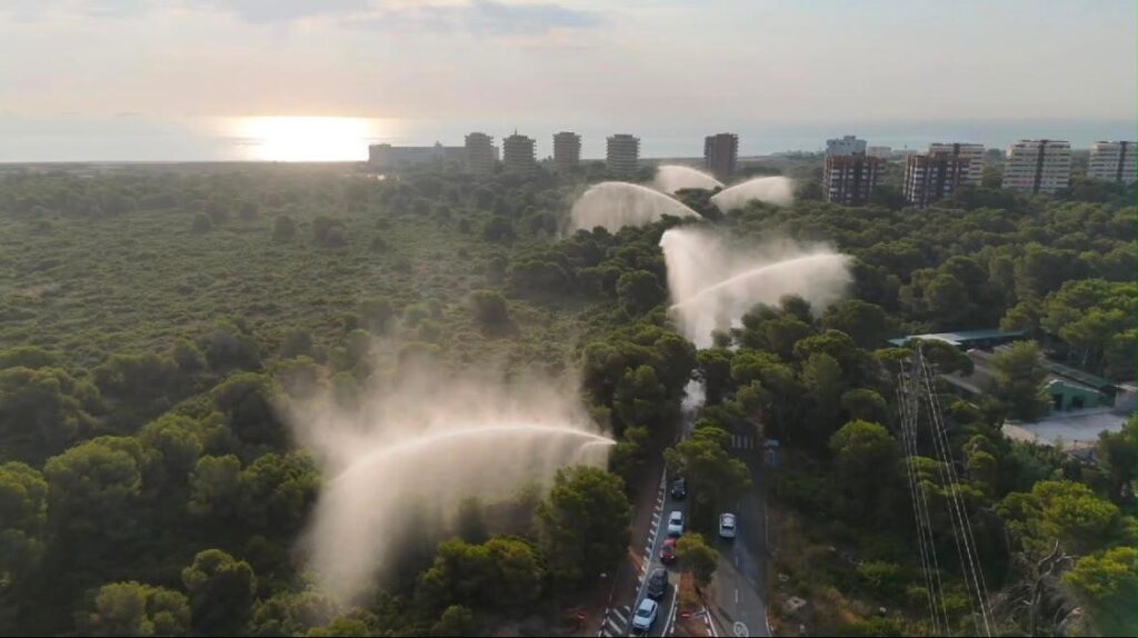 Valencia activa canones de agua refugios climaticos y suspende actividades por la ola de calor 4