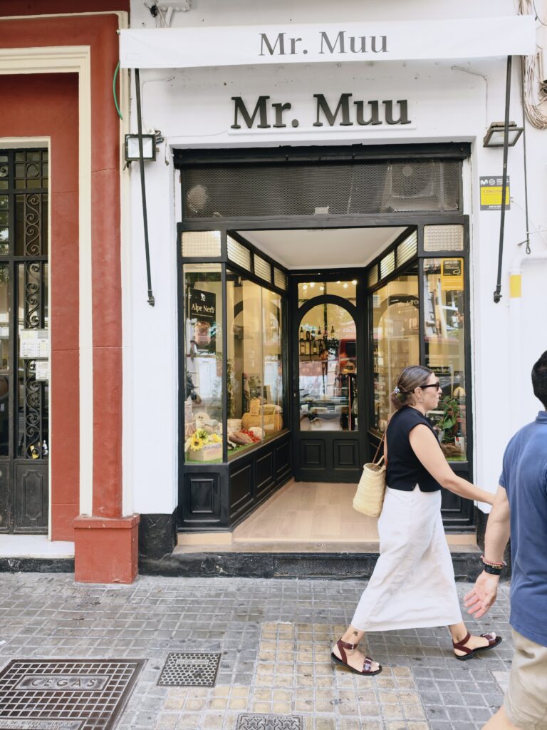 Mr. Muu, la nueva tienda de quesos italianos artesanales que conquista el corazón de Valencia 2 mr muu quesos italianos valencia 20260723 110538 10 1