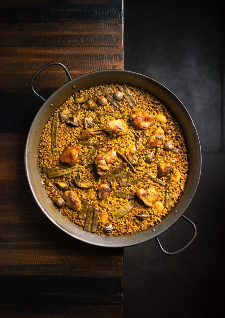 LOS GOMEZ TABERNA Paella Valenciana Mediana