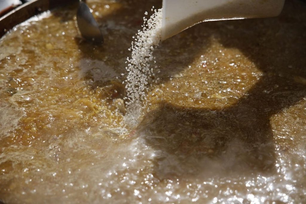 Cullera prepara 20.000 raciones de arroz para un fin de semana de gastronomía, talleres y conciertos 4 bienal cullera 2 Mediana